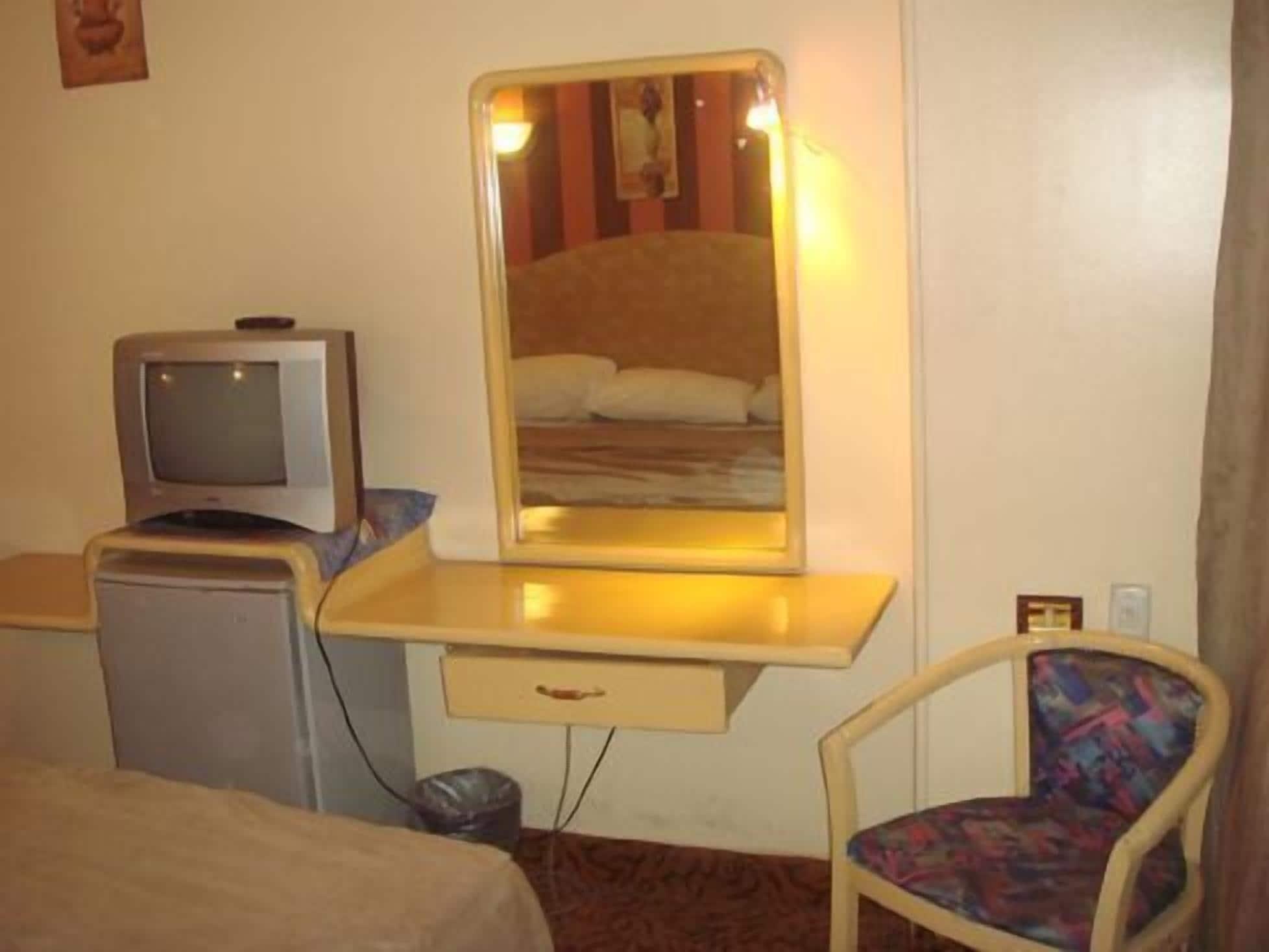 Oasis Hotel Heliopolis Kaherah Luaran gambar